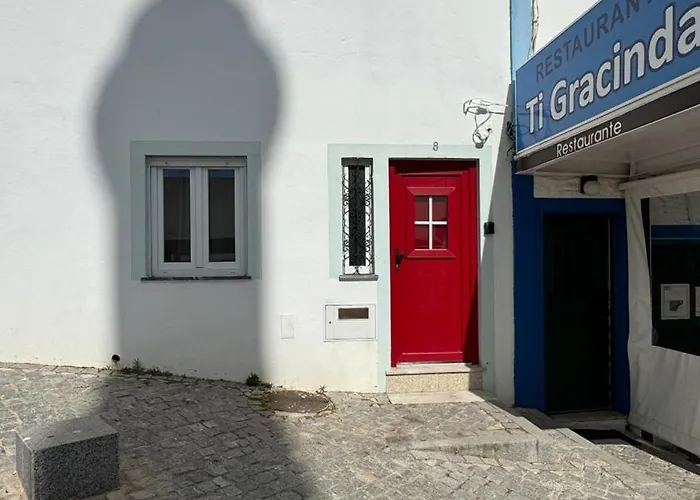 Casinha Da Baixa T1, Dos Pescadores Holiday home *